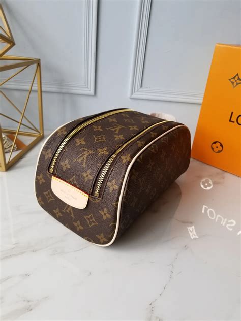 fake louis vuitton toiletry bag|Louis Vuitton monogram toiletry pouch.